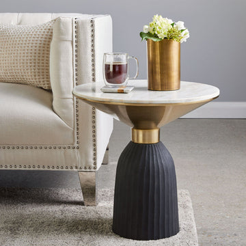 Accent tables